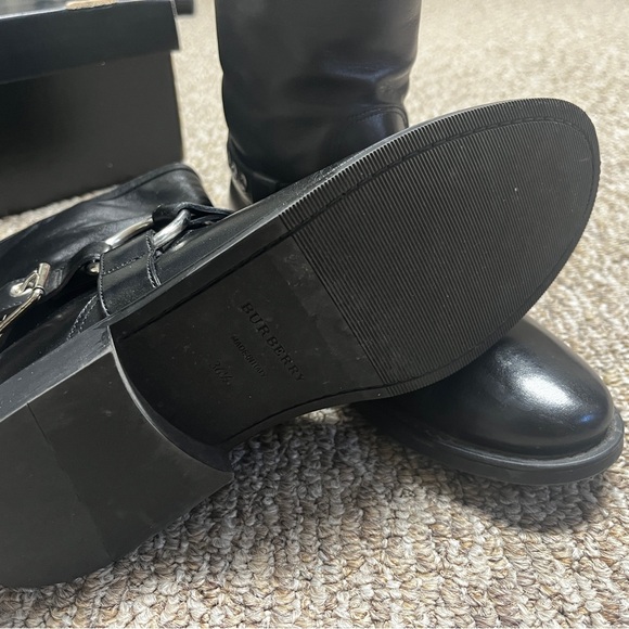 Burberry Boots - Picture 6 of 7